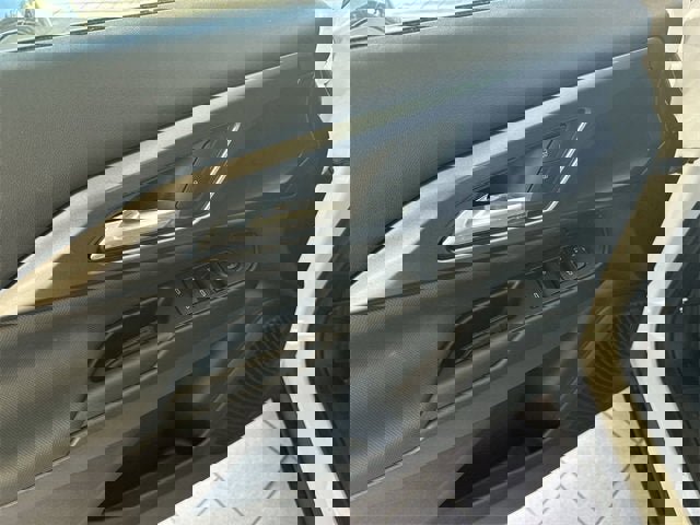 New 2026 Chevrolet Equinox EV LT image 15