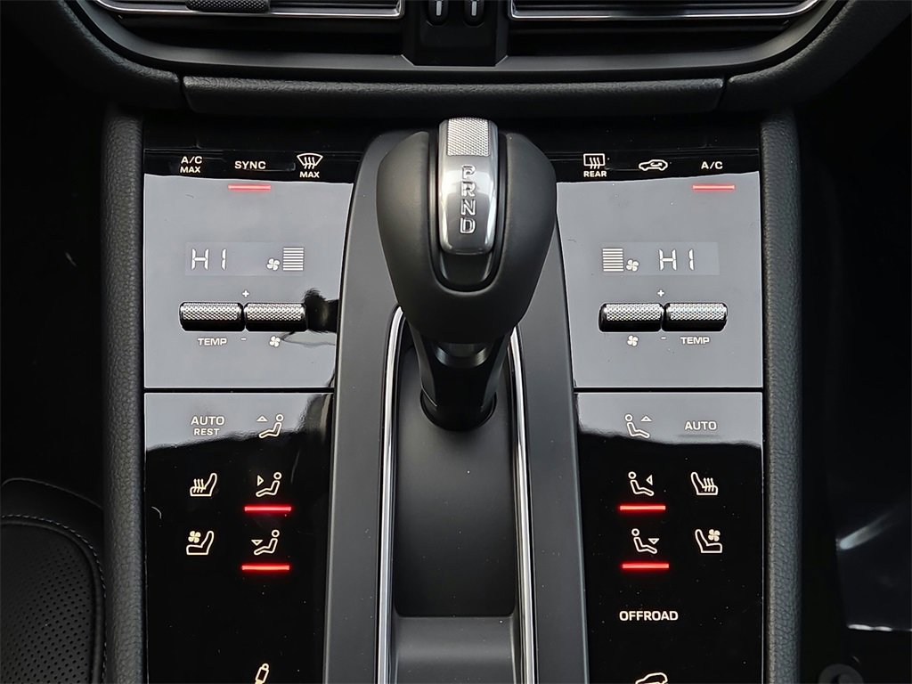 New 2026 Porsche Macan S image 13