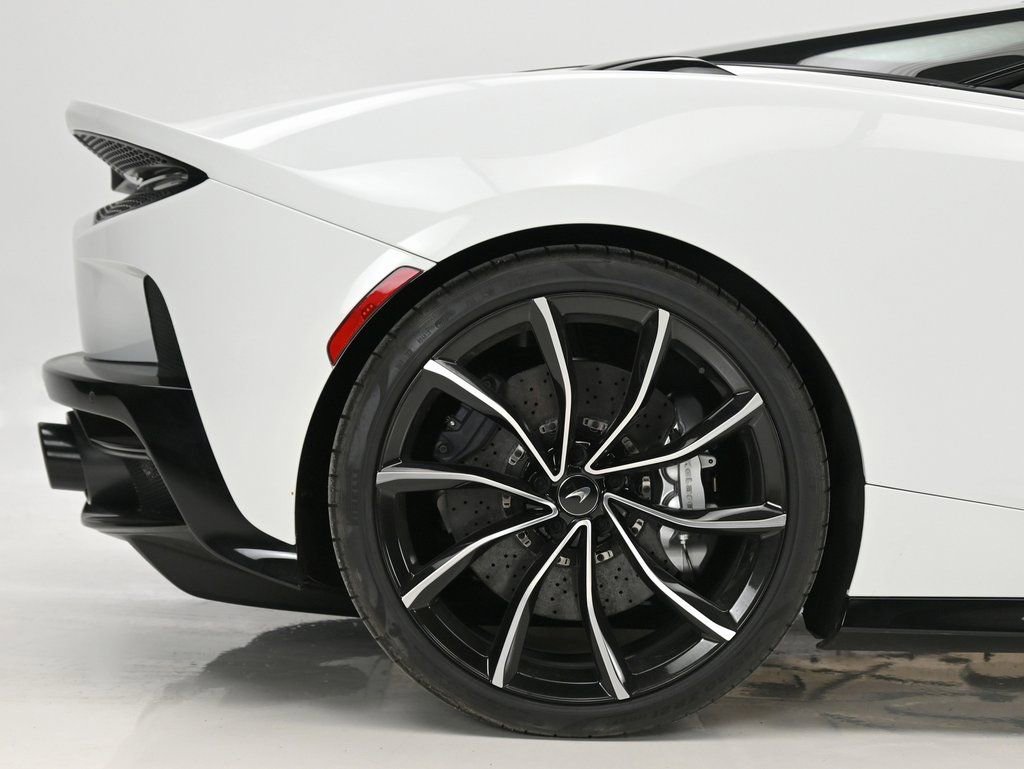 Used 2025 McLaren GTS RWD image 13