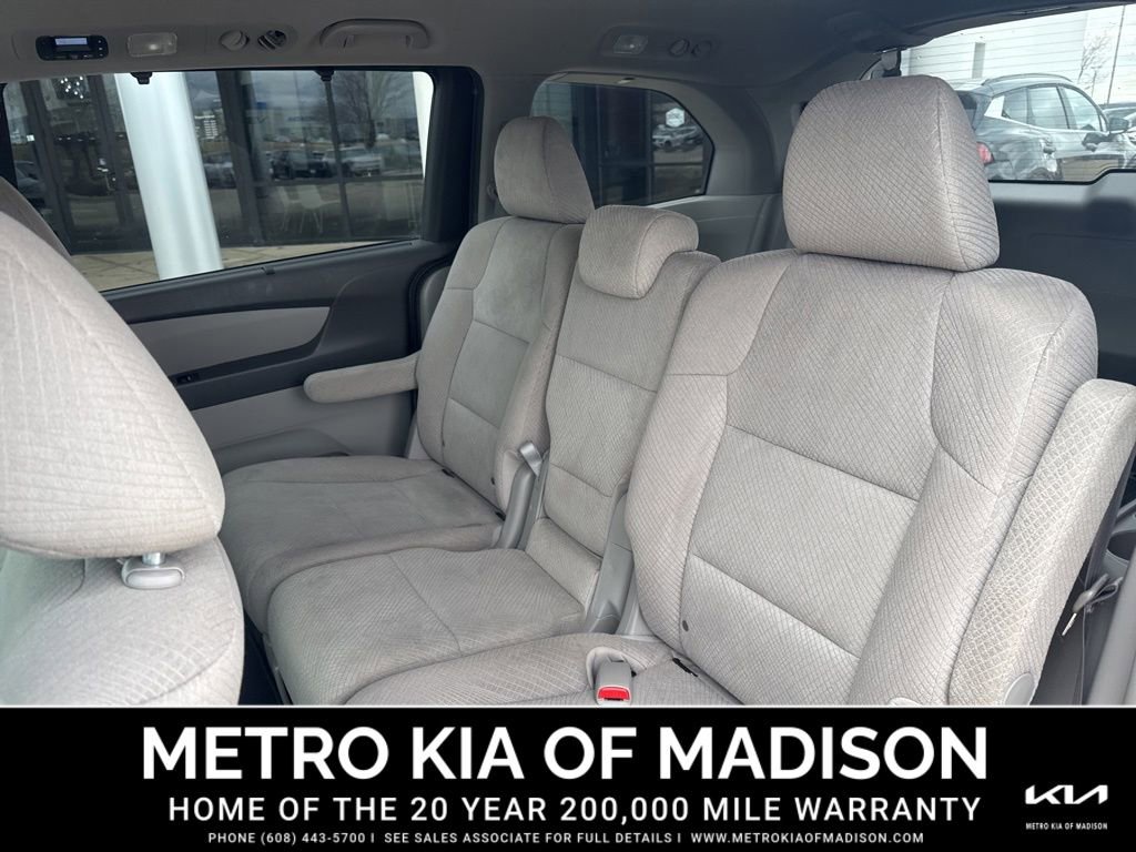 Used 2015 Honda Odyssey EX image 24