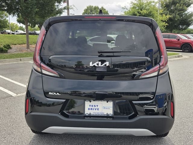 Used 2025 Kia Soul LX w/ LX Technology Package FWD image 7