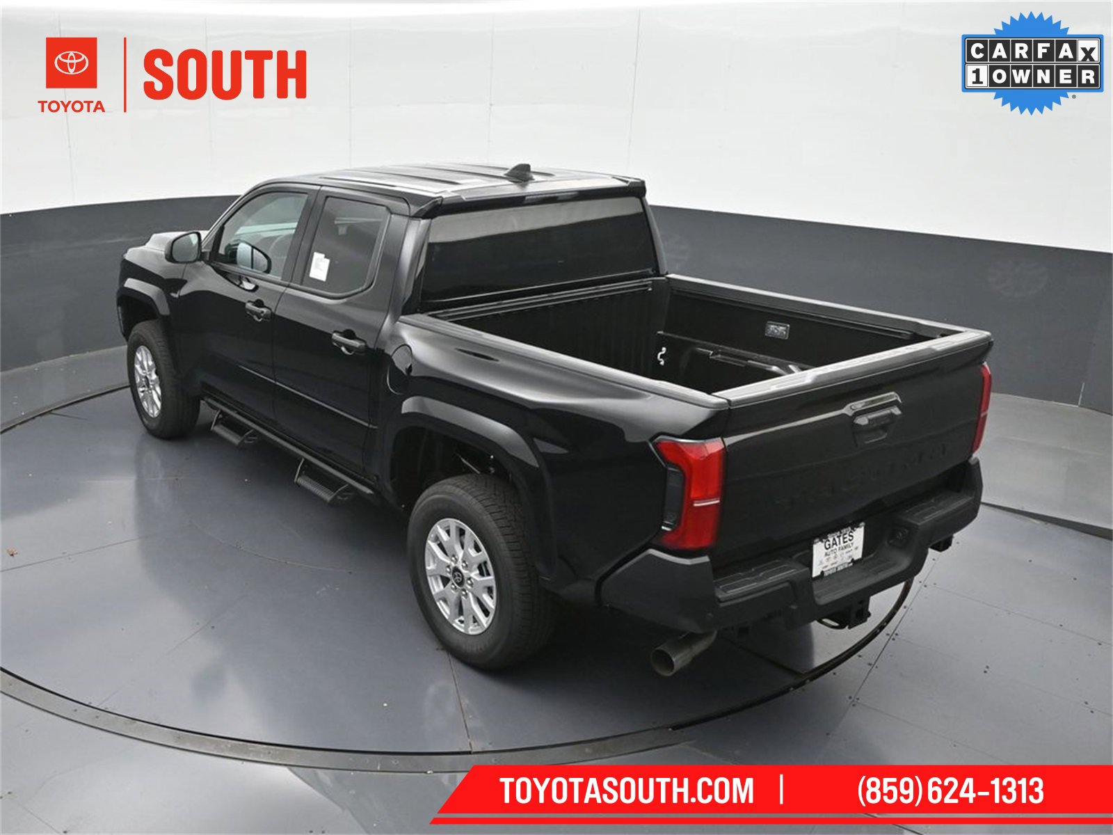 Used 2025 Toyota Tacoma SR w/ SR Upgrade Package image 52