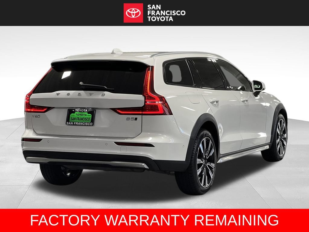 Used 2026 Volvo V60 B5 Cross Country Ultra w/ Climate Package AWD/4WD image 5