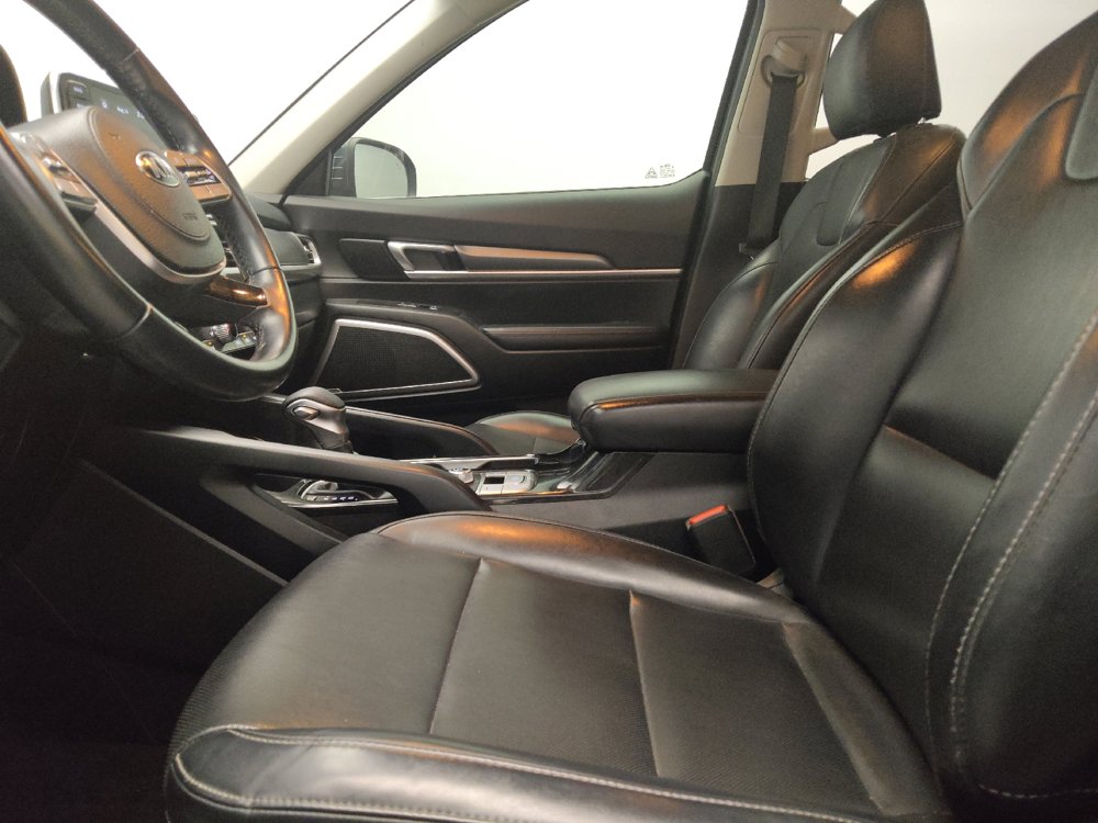 Used 2020 Kia Telluride LX FWD image 17