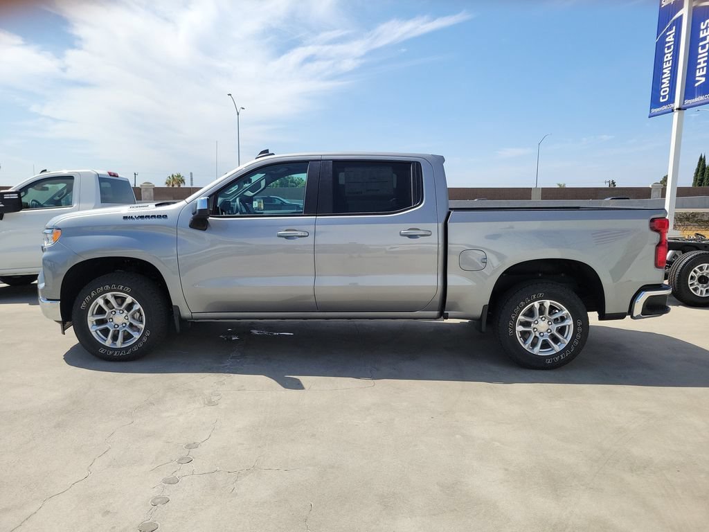 New 2026 Chevrolet Silverado 1500 LT w/ LPO, Dark Essentials Package RWD image 27