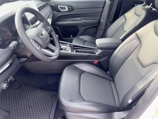 New 2026 Jeep Compass Latitude image 5