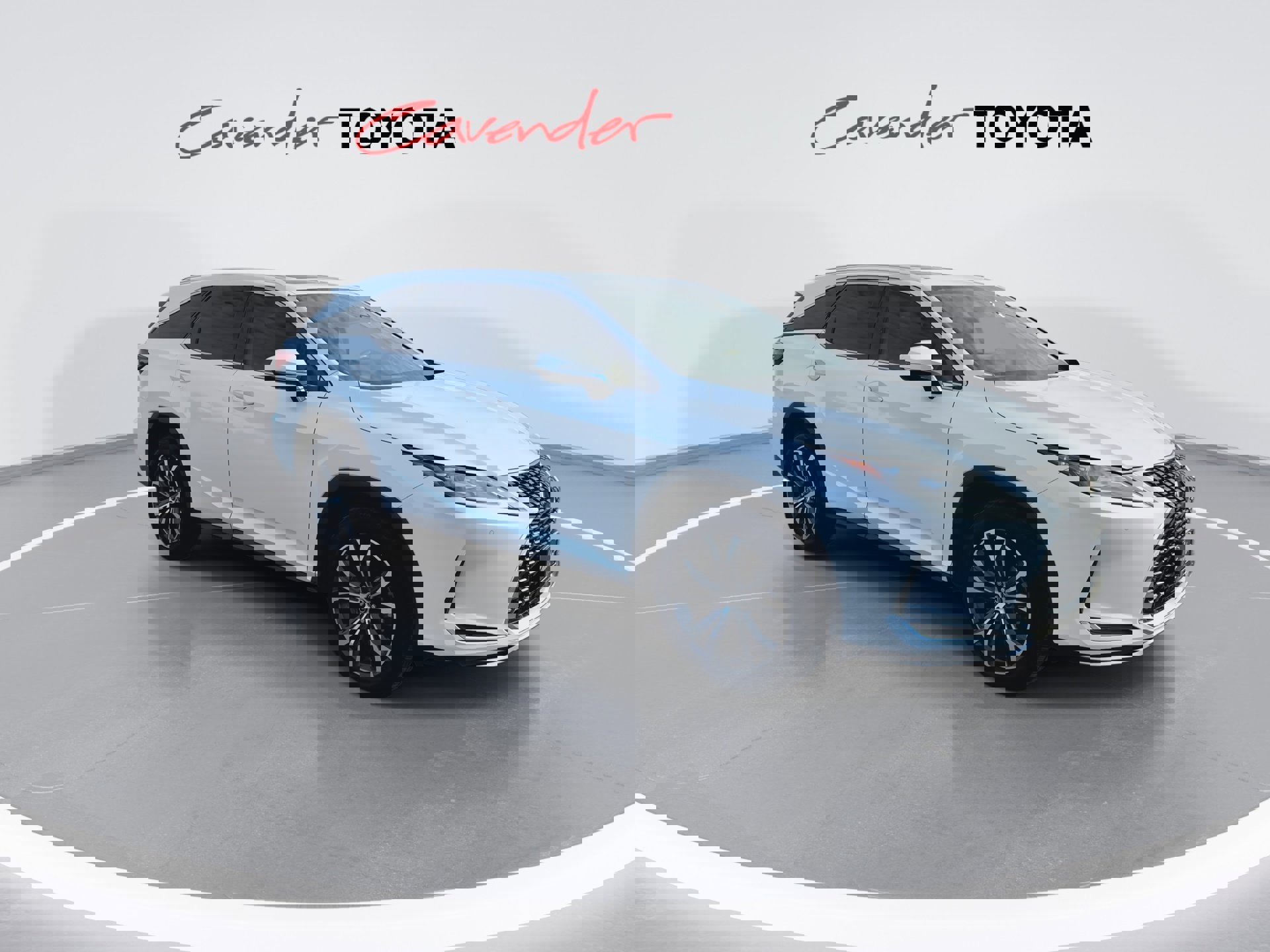 Used 2020 Lexus RX 350L FWD w/ Premium Package image 2