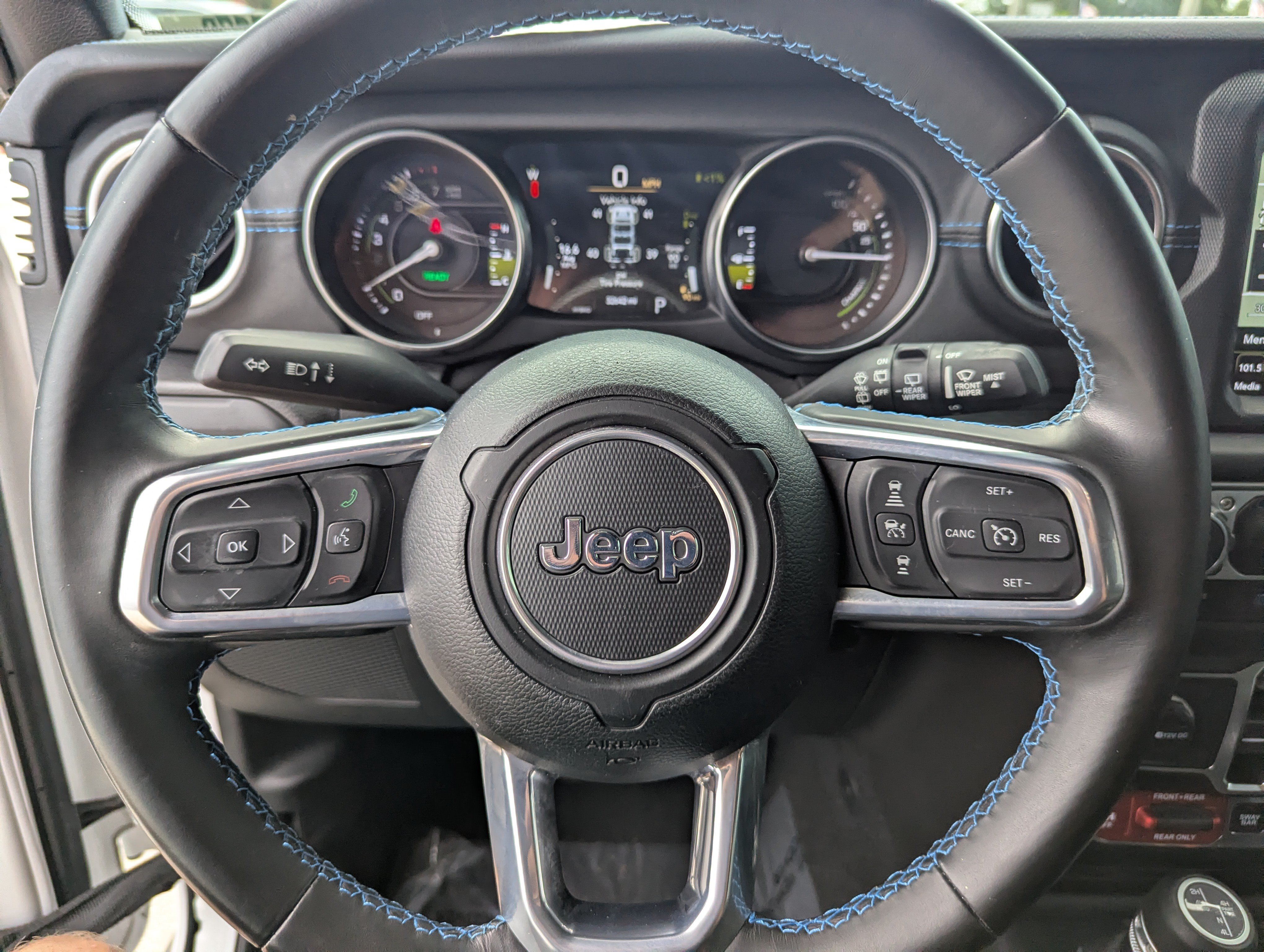 Used 2021 Jeep Wrangler Unlimited Rubicon 4xe w/ Safety Group AWD/4WD image 33