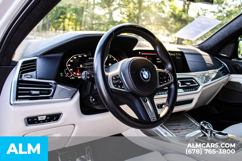 Used 2022 BMW X7 M50i w/ Dynamic Handling Package AWD/4WD image 35