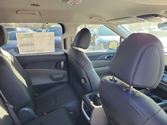 New 2026 Kia Carnival EX image 30