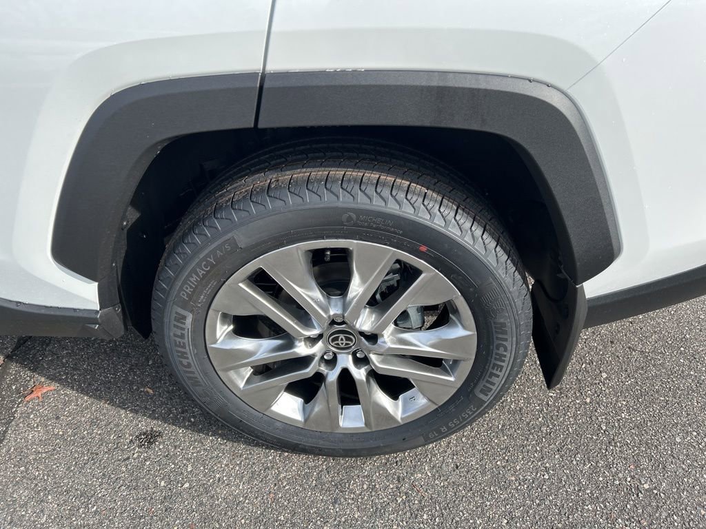 New 2025 Toyota RAV4 XLE Premium image 14