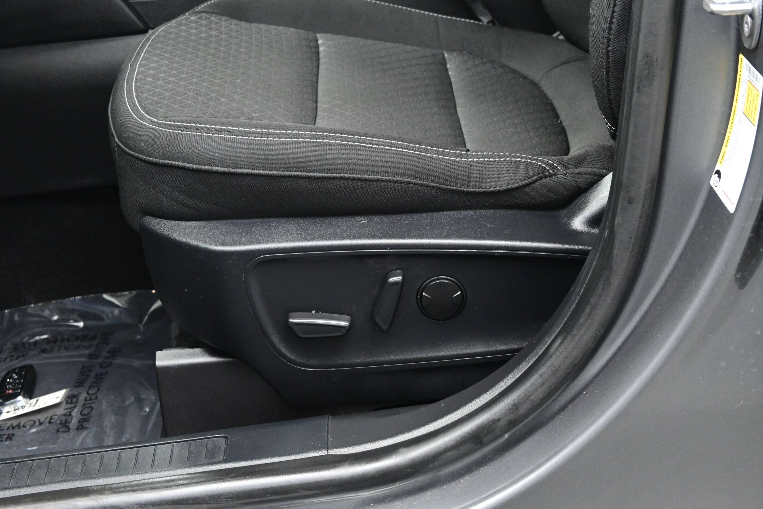 Used 2024 Ford Escape Active AWD/4WD image 11