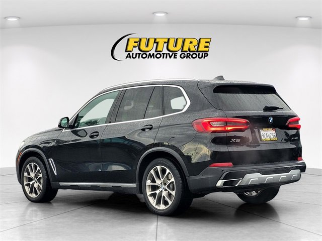 Used 2022 BMW X5 xDrive40i w/ Premium Package image 6