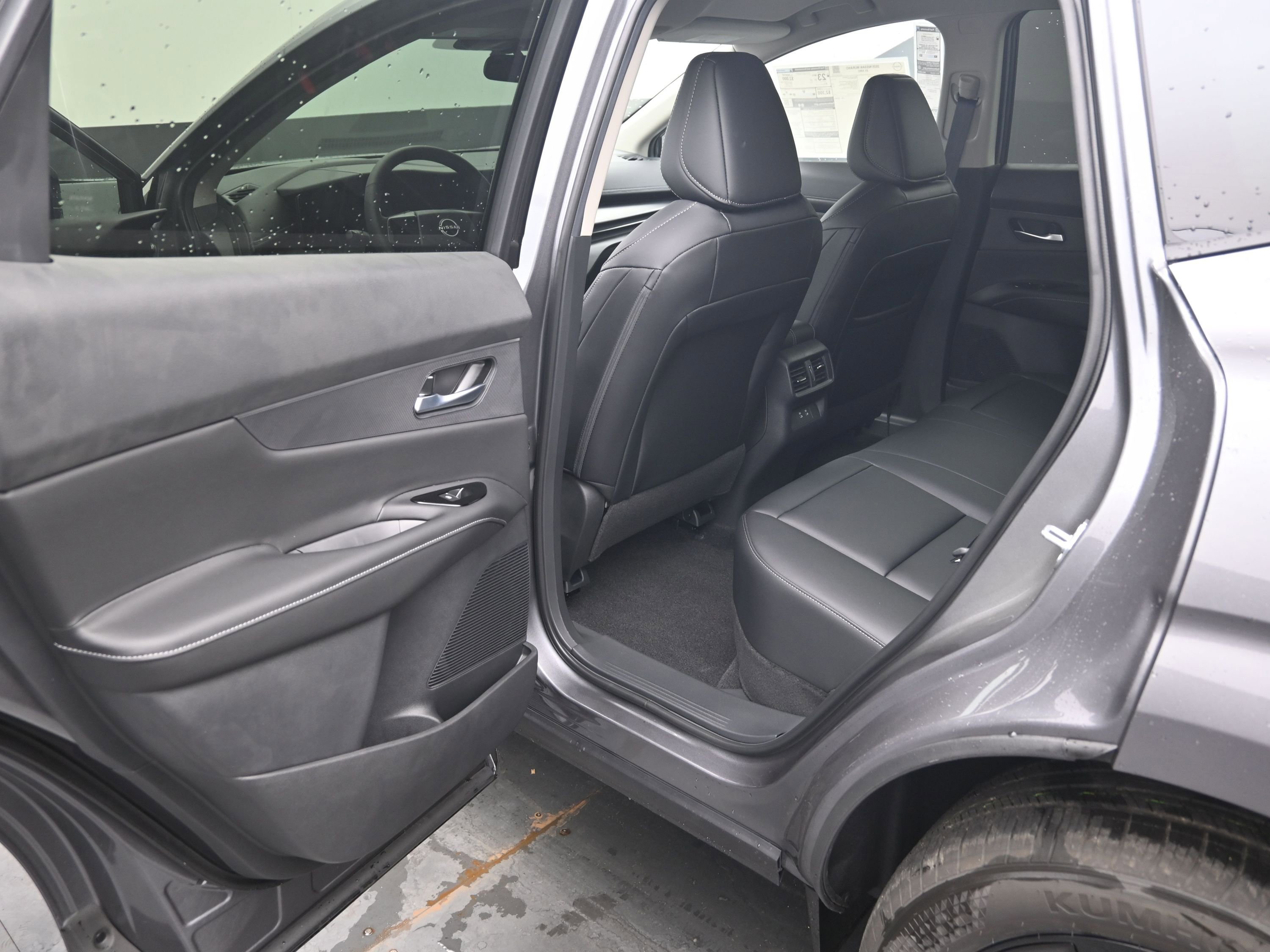 New 2025 Nissan Murano SV w/ Cargo Package image 15