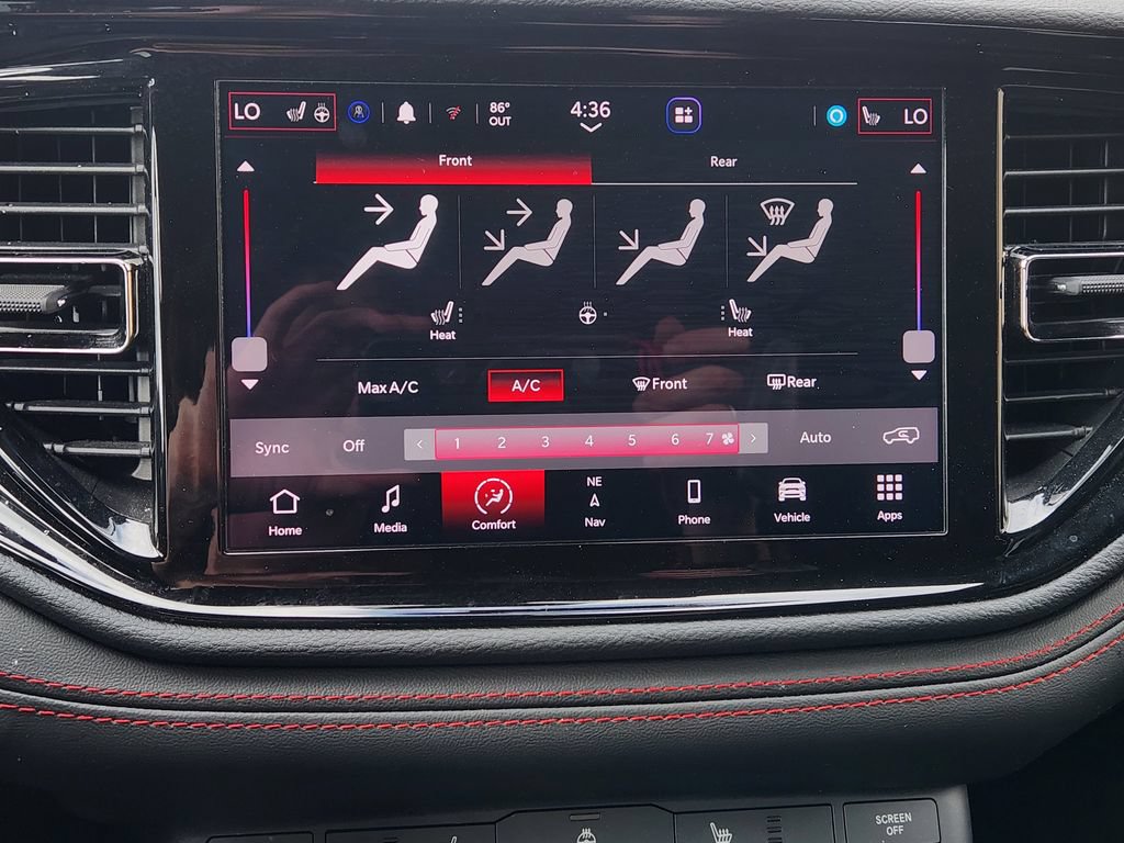 Used 2025 Dodge Durango GT RWD image 12