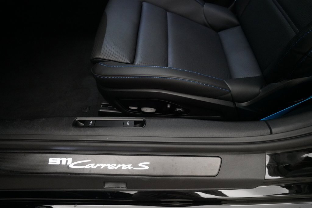 Used 2025 Porsche 911 Carrera S image 18