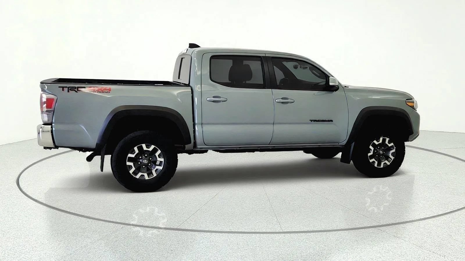 Used 2023 Toyota Tacoma TRD Off-Road AWD/4WD image 6