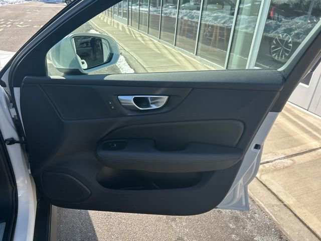 Certified 2025 Volvo V60 B5 Cross Country Plus image 14