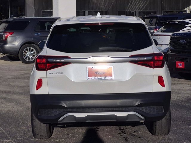 Used 2023 Kia Seltos LX image 5