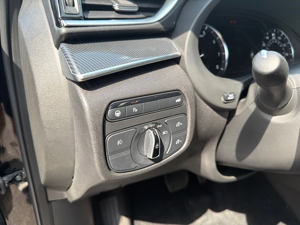 Used 2024 INFINITI QX50 Sport FWD image 17