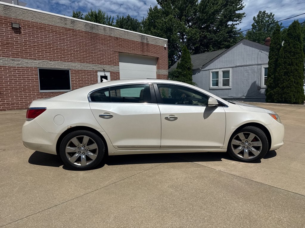 Used 2011 Buick LaCrosse CXS FWD image 4