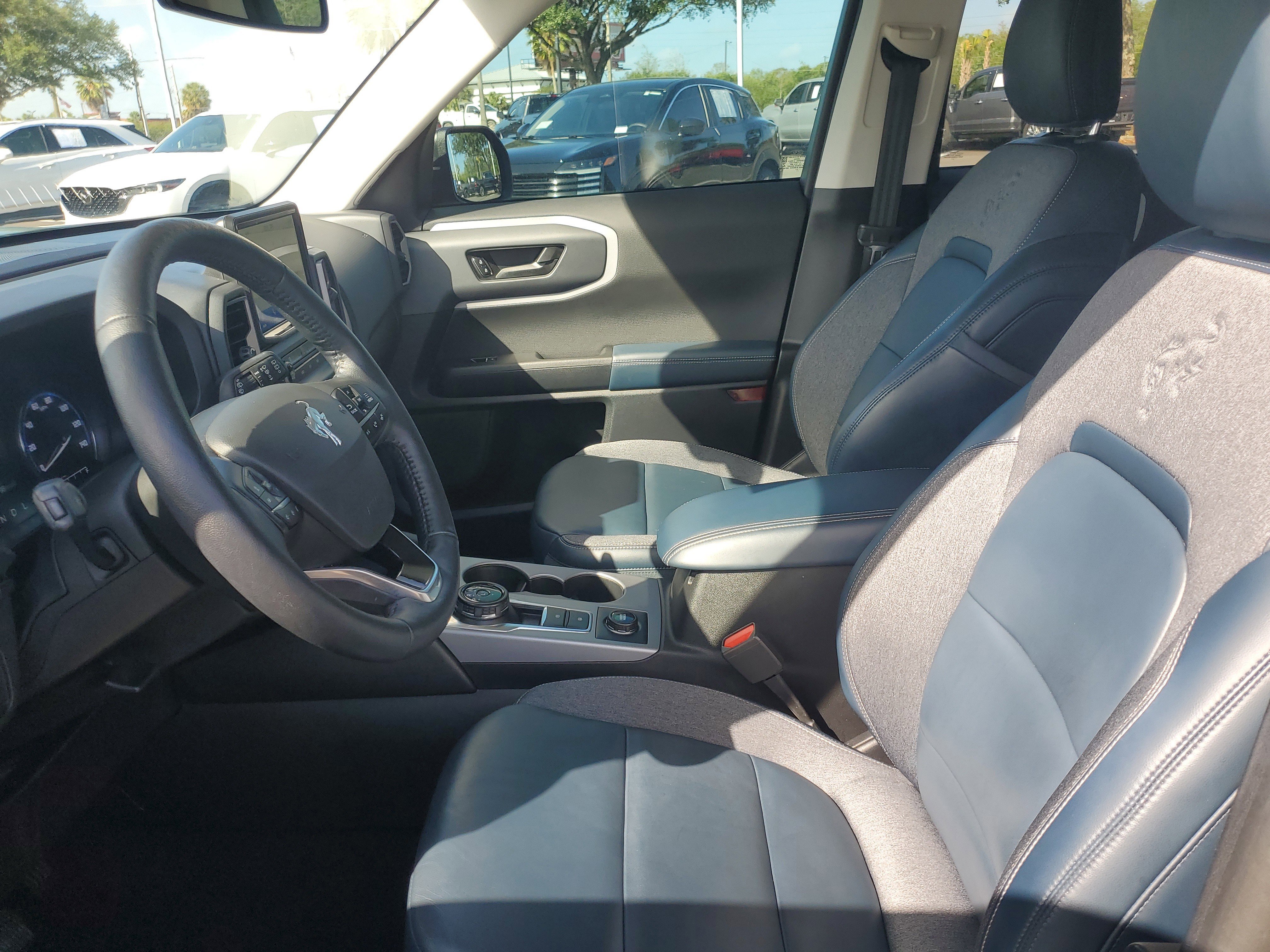Used 2022 Ford Bronco Sport Outer Banks w/ Tech Package image 11