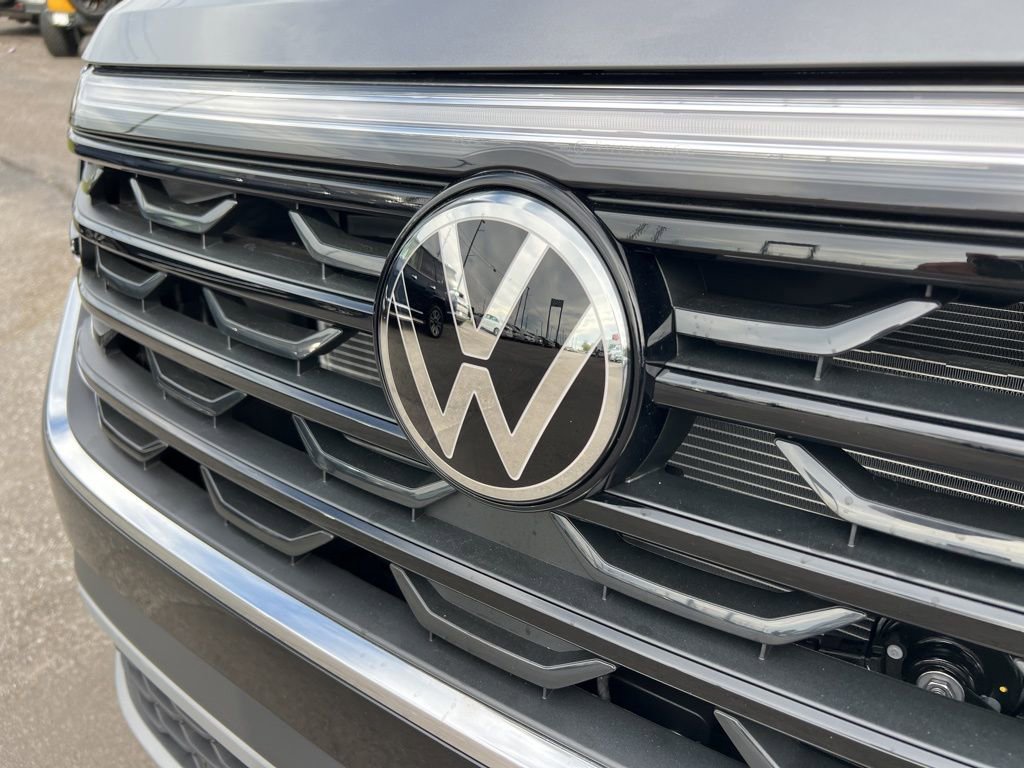 New 2026 Volkswagen Atlas Cross Sport SE image 10