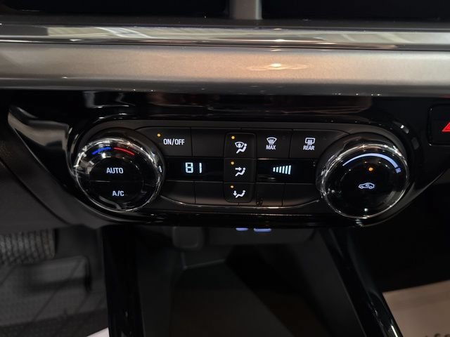 New 2026 Chevrolet Trax LT FWD image 17