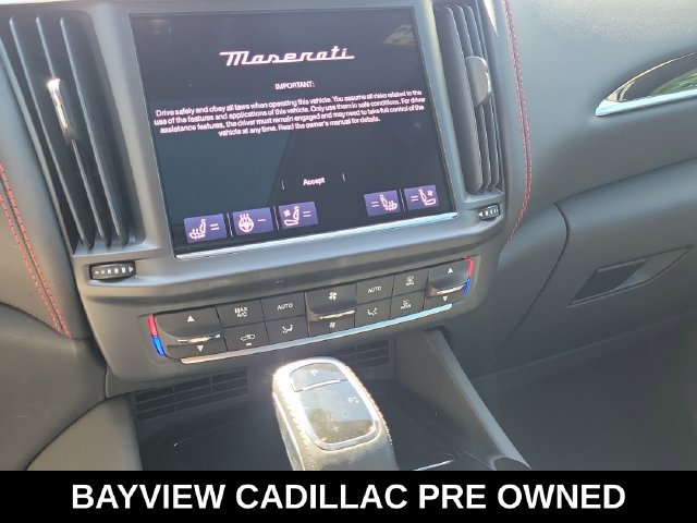 Used 2024 Maserati Levante GT Ultima AWD/4WD image 32