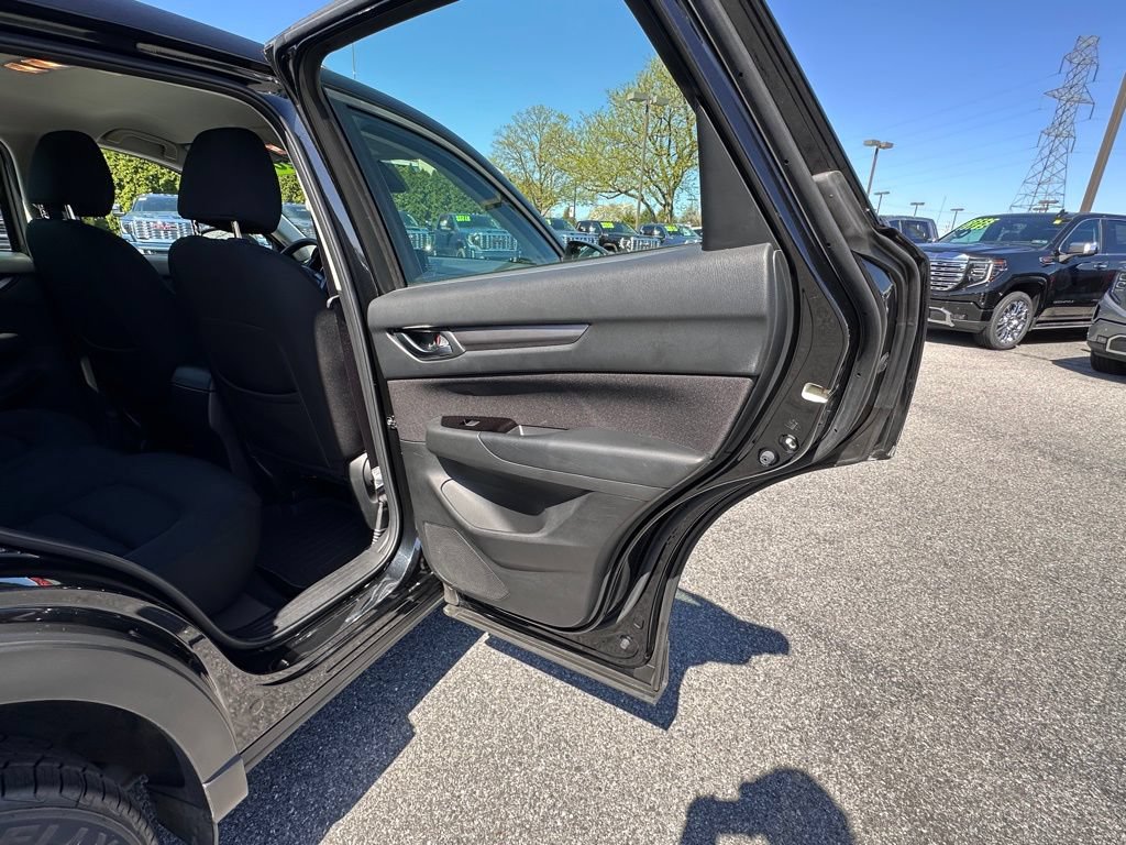 Used 2017 MAZDA CX-5 Sport FWD image 17