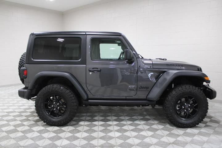 Used 2024 Jeep Wrangler Sport AWD/4WD image 12