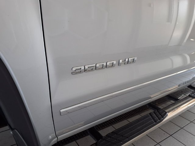 Used 2017 GMC Sierra 3500 SLT AWD/4WD image 7