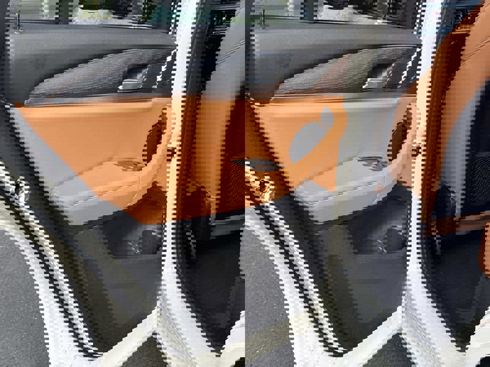 Certified 2023 BMW X4 xDrive30i w/ M Sport Package image 13