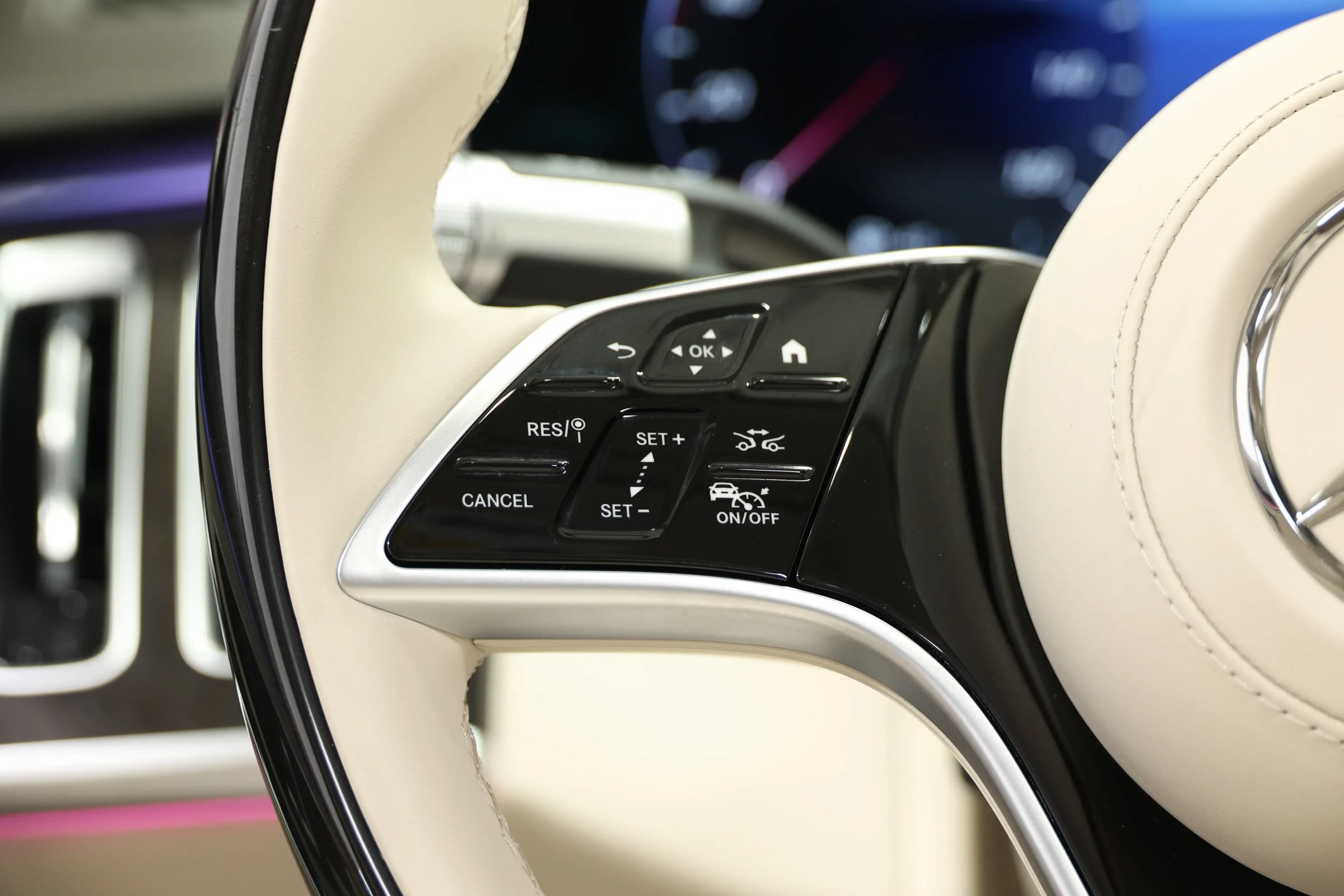 Used 2024 Mercedes-Benz Maybach S 580 4MATIC image 30