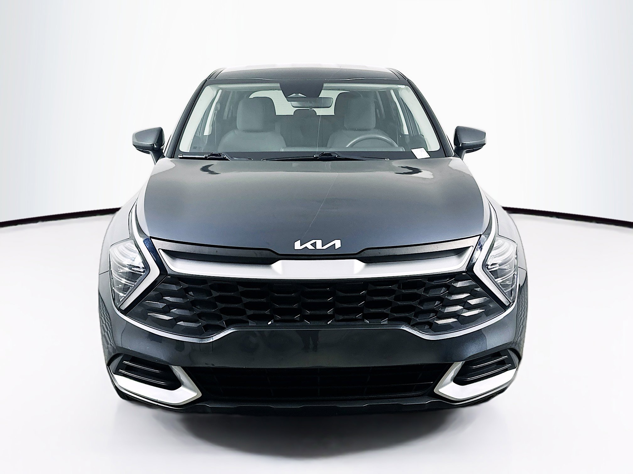 Used 2024 Kia Sportage LX image 2