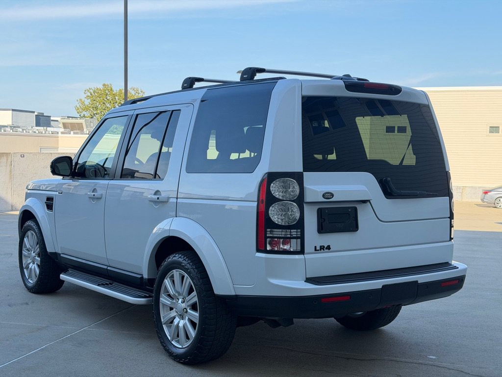 Used 2016 Land Rover LR4 HSE AWD/4WD image 5