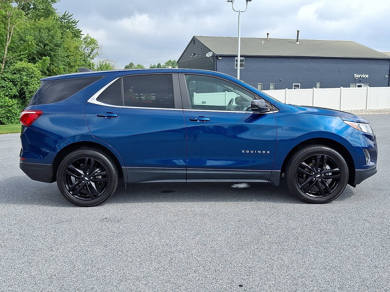 Used 2021 Chevrolet Equinox LT AWD/4WD image 8