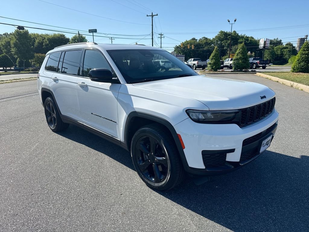 Used 2021 Jeep Grand Cherokee L Laredo AWD/4WD image 2