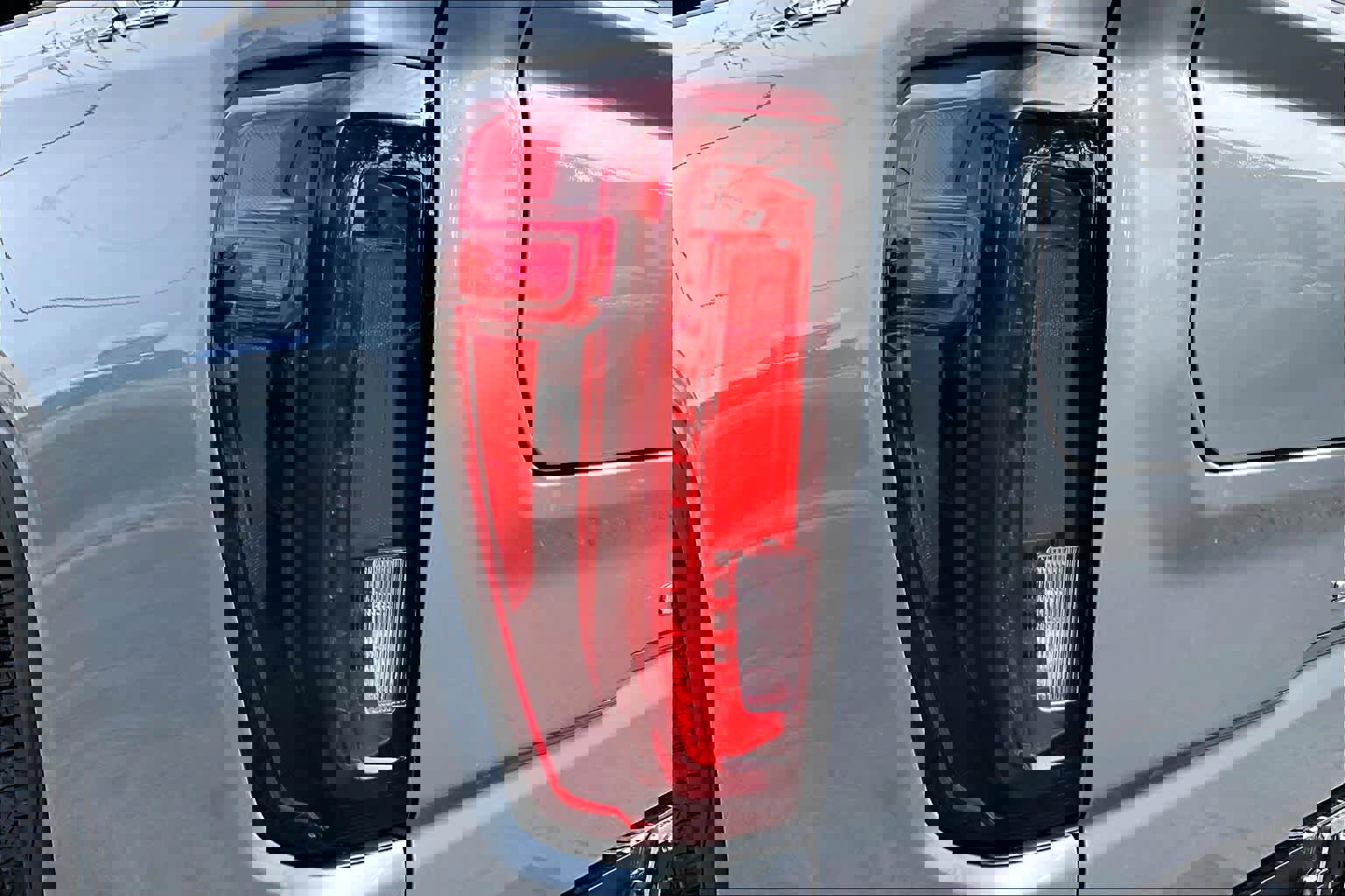 Used 2023 GMC Sierra 1500 SLT w/ SLT Premium Package AWD/4WD image 30