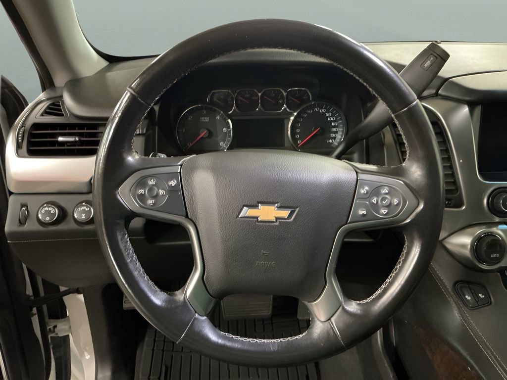 Used 2019 Chevrolet Suburban LT image 14