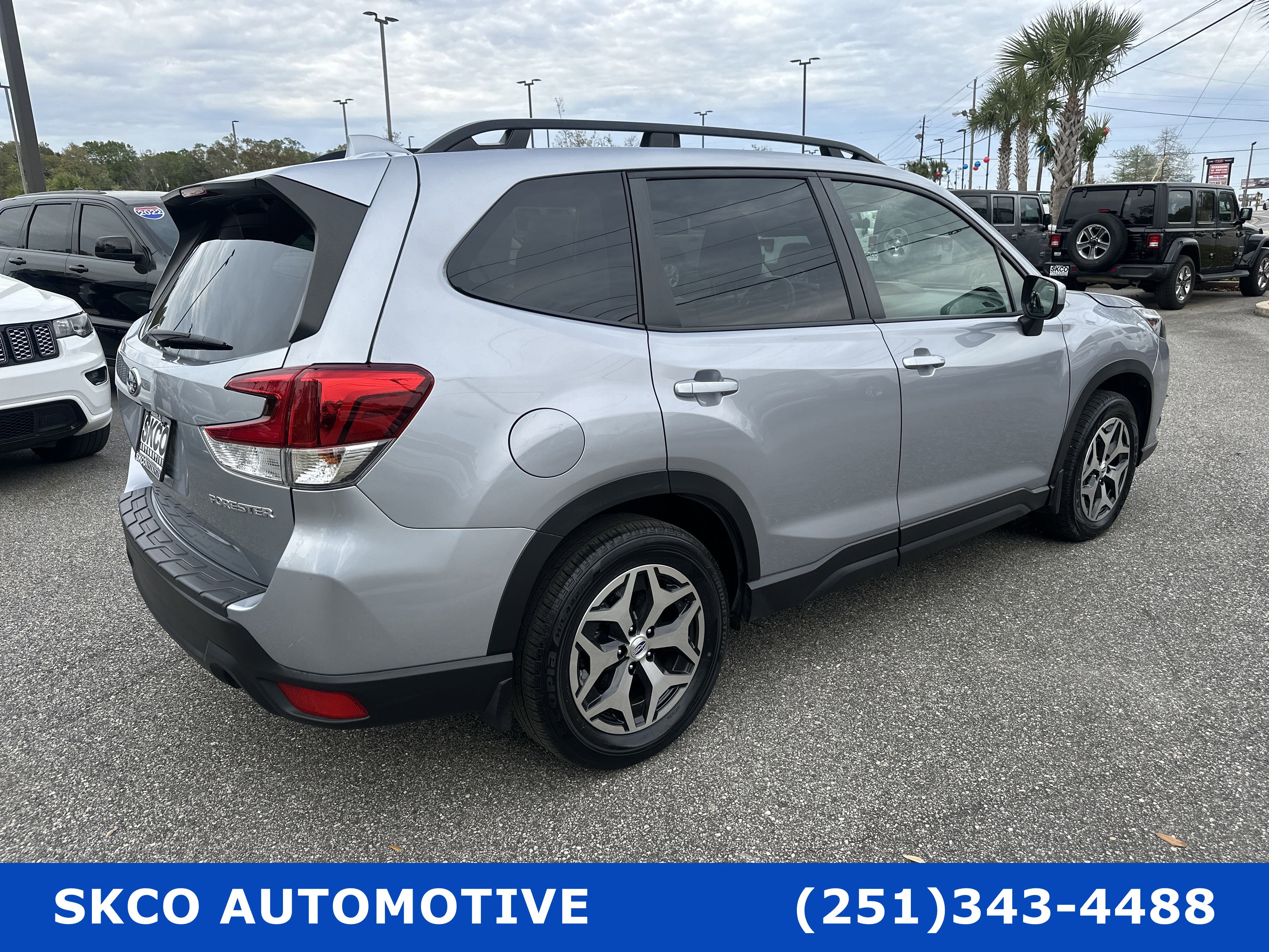 Used 2022 Subaru Forester Premium image 5
