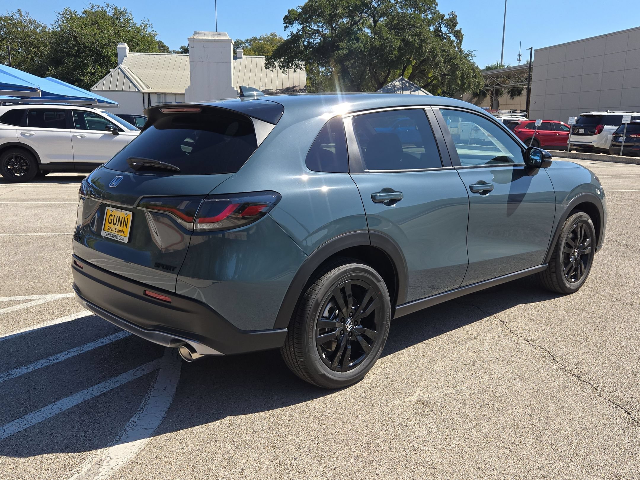 Certified 2027 Honda HR-V Sport image 3