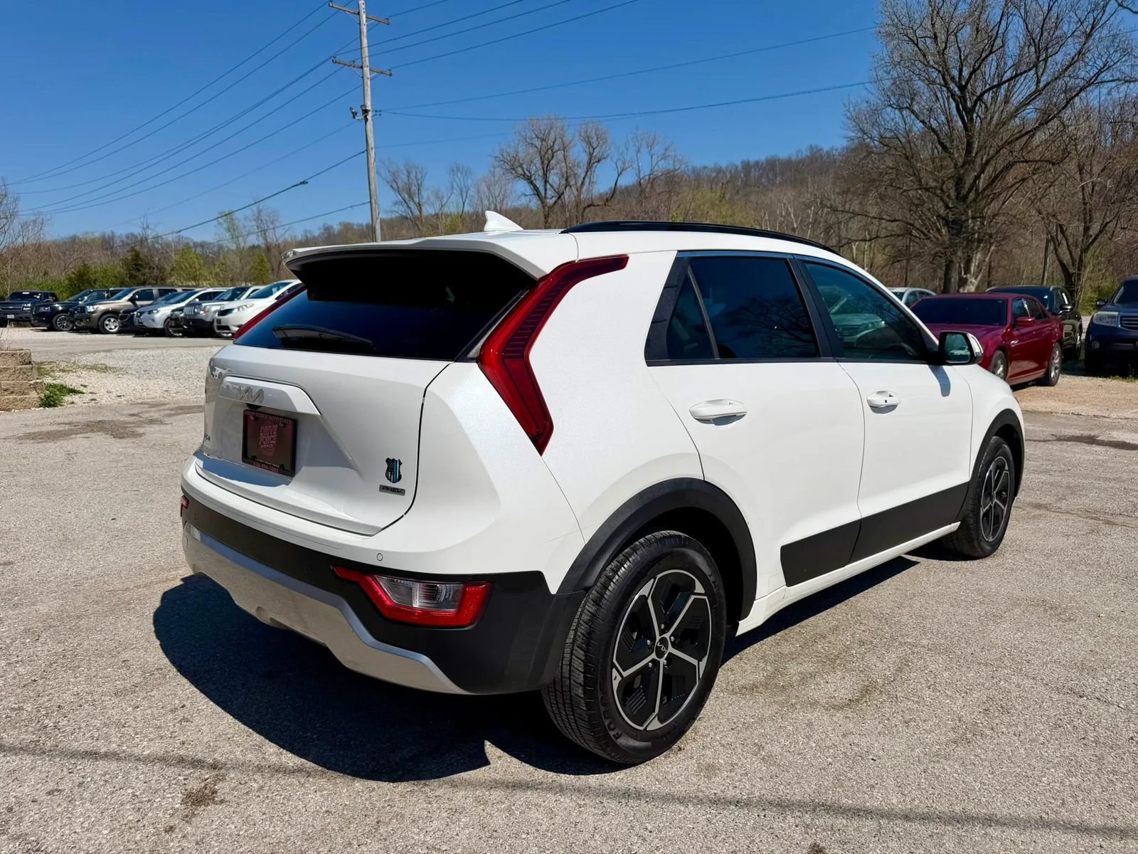 Used 2024 Kia Niro EX w/ EX Cold Weather Package FWD image 5