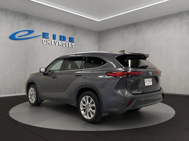 Used 2021 Toyota Highlander Limited AWD/4WD image 13