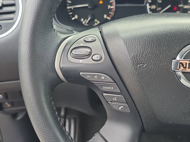 Certified 2020 Nissan Pathfinder SV FWD image 32