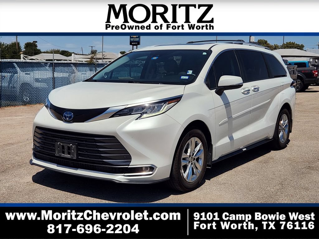 Used 2022 Toyota Sienna Limited FWD image 1