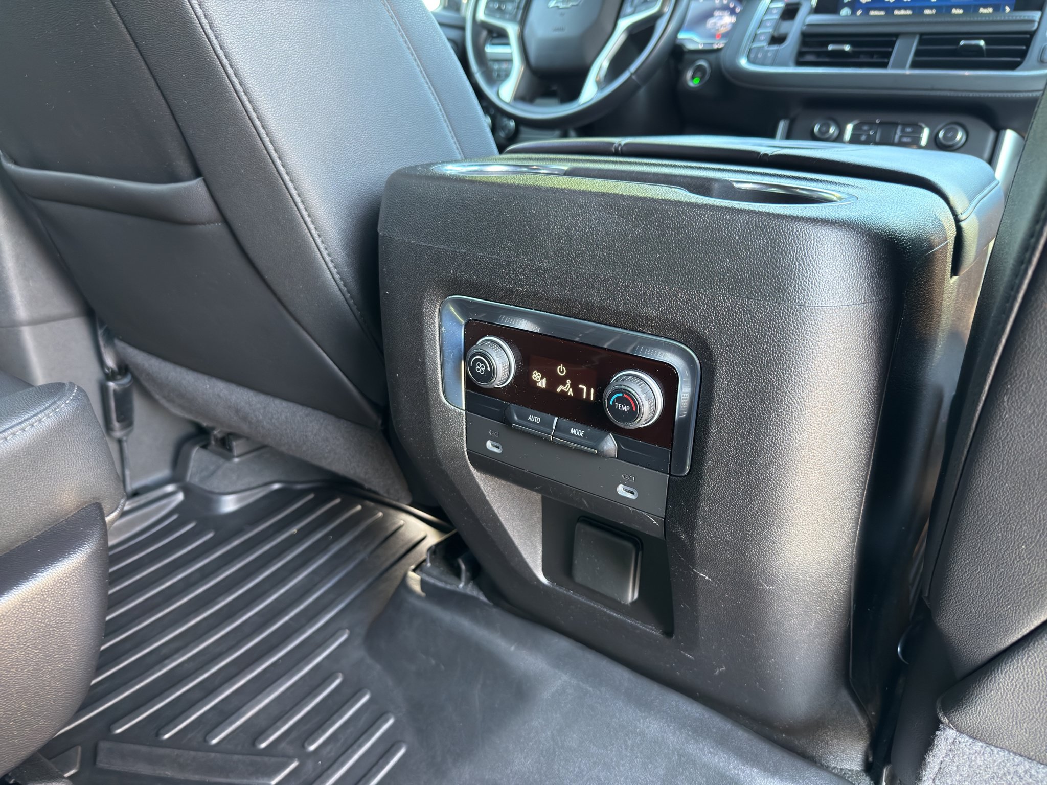 Used 2022 Chevrolet Tahoe Z71 AWD/4WD image 17