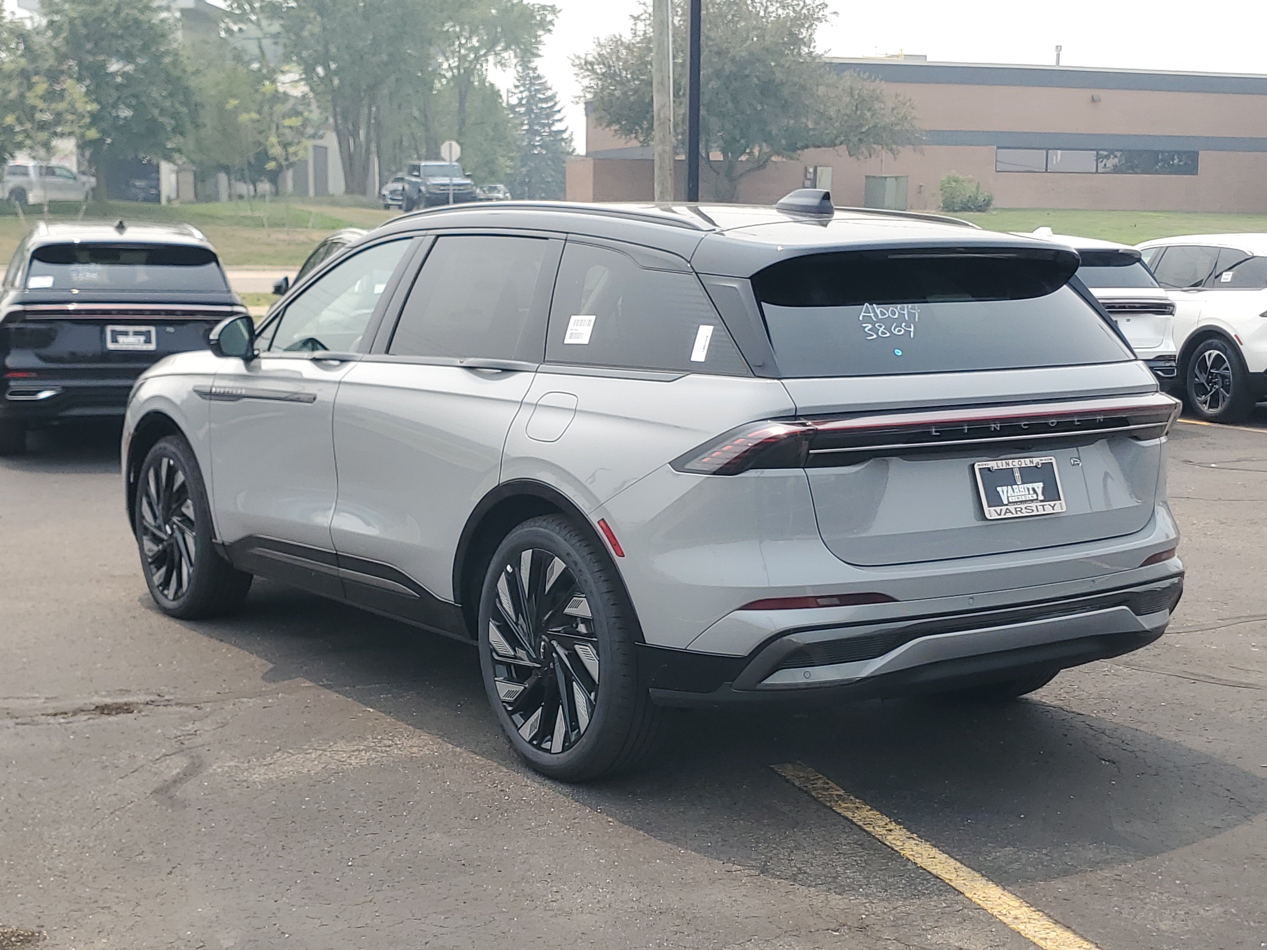 New 2026 Lincoln Nautilus Reserve AWD/4WD image 3