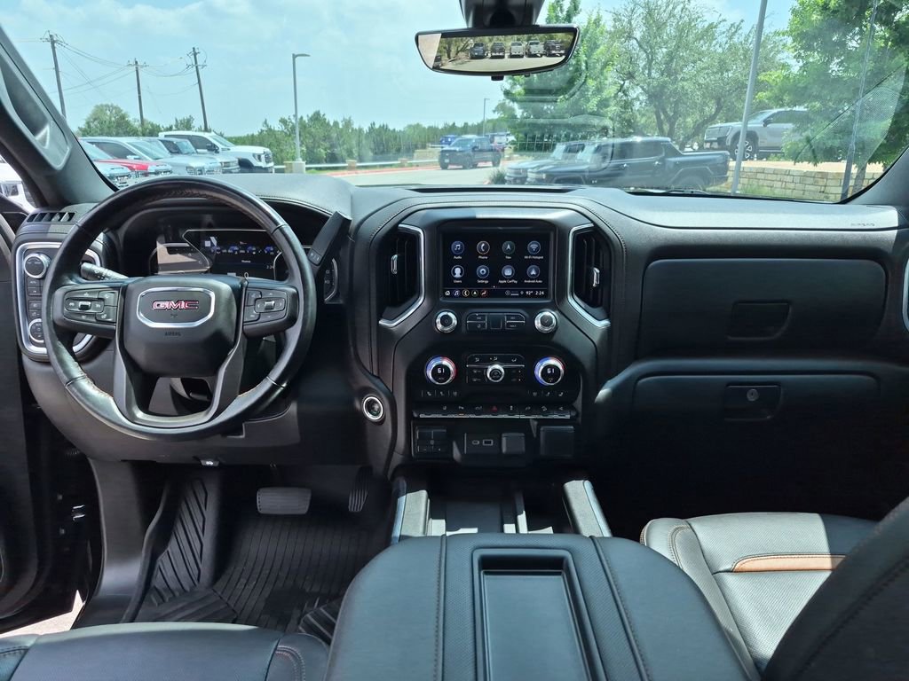 Used 2022 GMC Sierra 2500 AT4 w/ AT4 Premium Plus Package AWD/4WD image 30