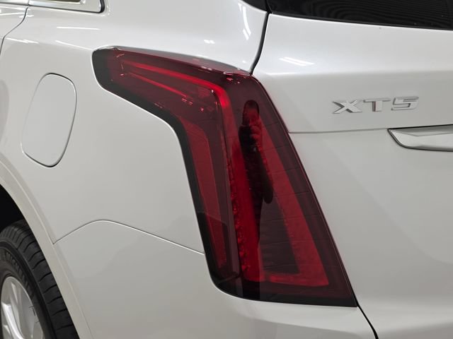 Certified 2024 Cadillac XT5 Luxury FWD image 28